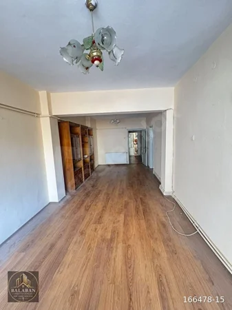 🏡 BANDIRMA ORDU CADDESİ’NDE DENİZE YAKIN 2+1 SATILIK DAİRE